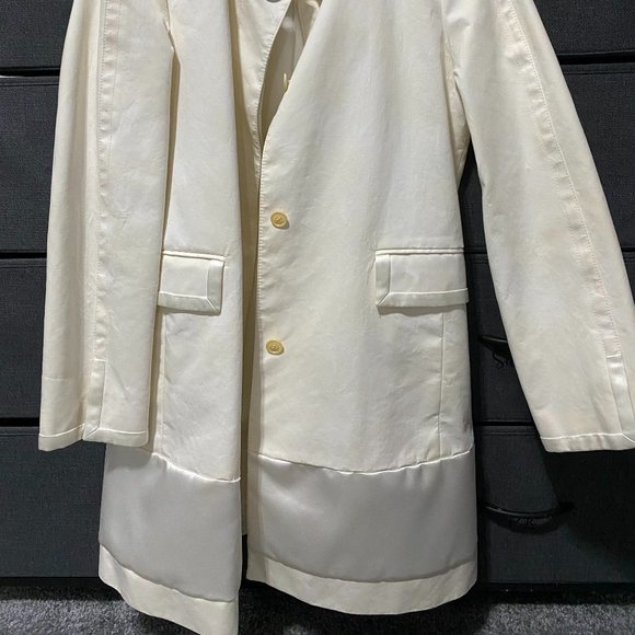 Absolutely Gorgeous, Classy Ivory Canvas/Silk Coach Coat Size 8 - Picture 3 of 7